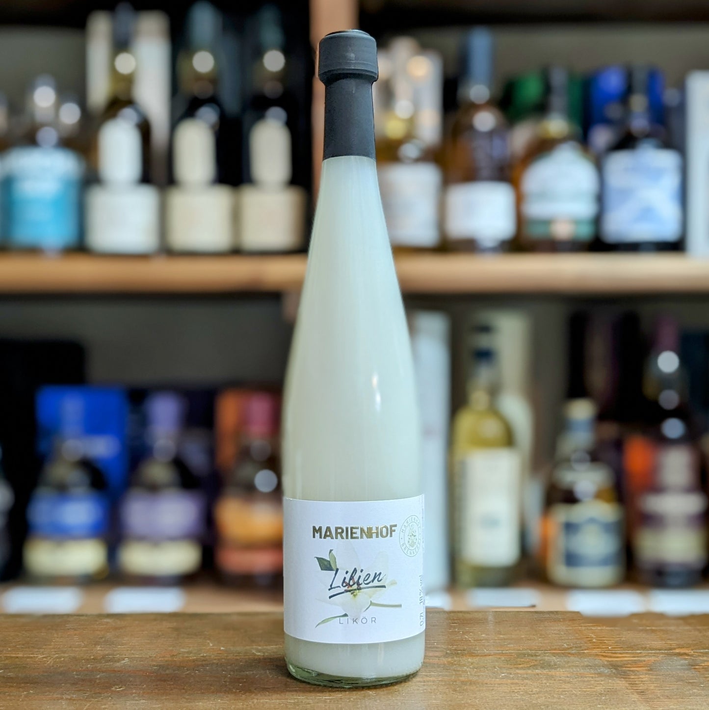 マリエンホーフ リリエン リケール 18% 700㎖