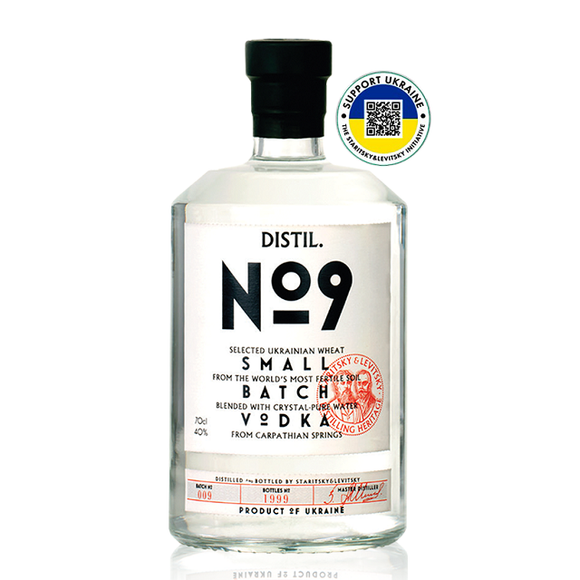 ウクライナ産ウォッカ　Vodka Distil No9　40％　700㎖